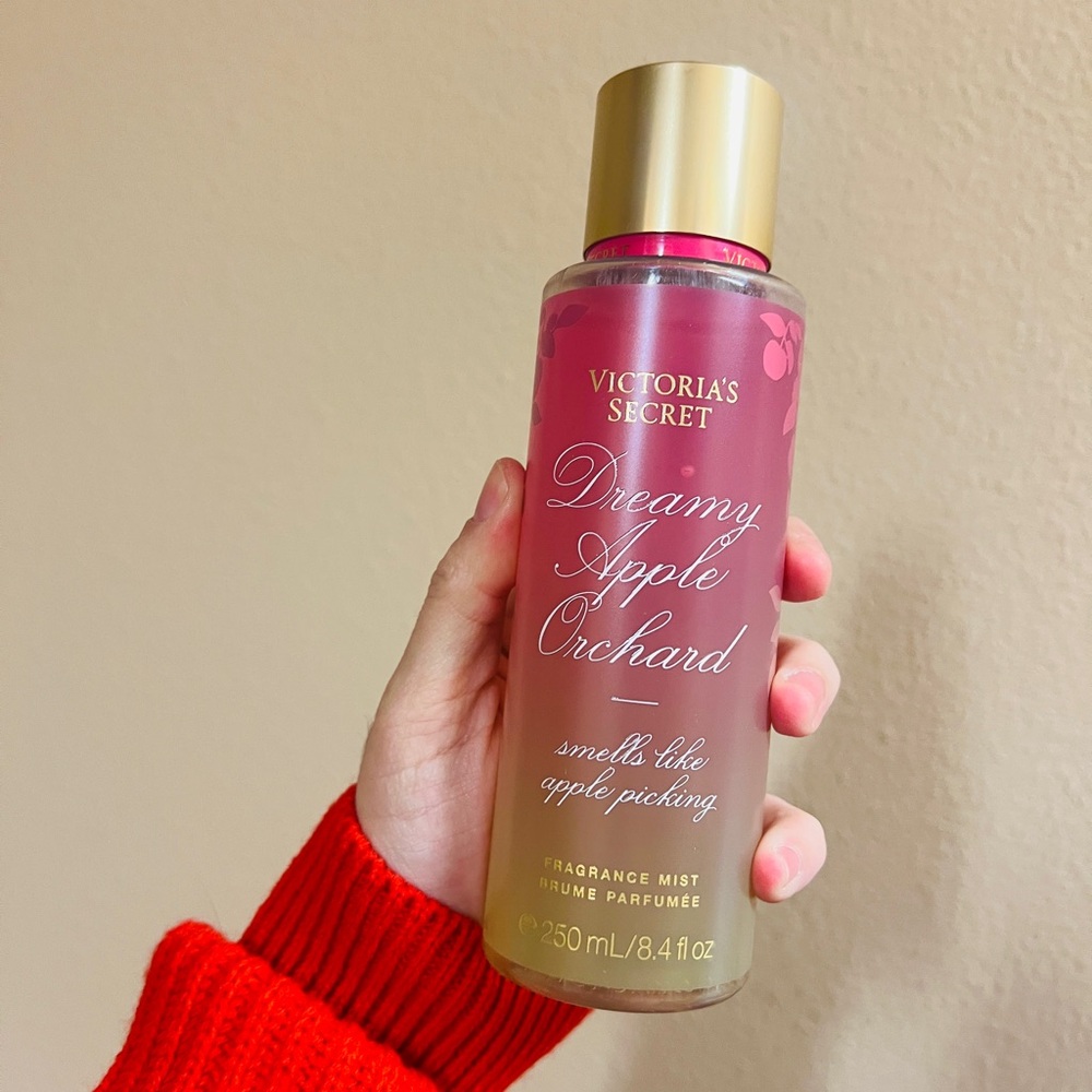 NEW Victoria's Secret Dreamy Apple Orchard MIST, 8.4 OZ